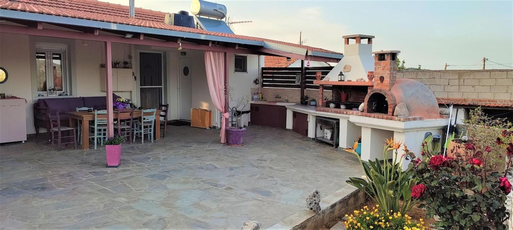 Aoria Traditional House With Stuning Mountain View Loulos Exterior photo